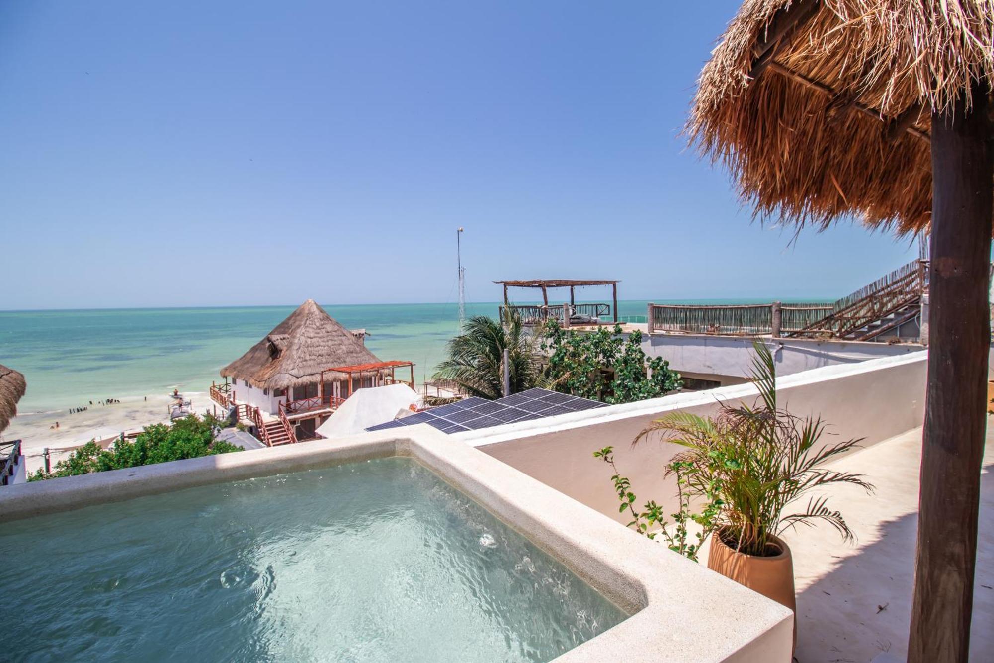 Hau Holbox, Oceanfront Boutique Hotel 4*